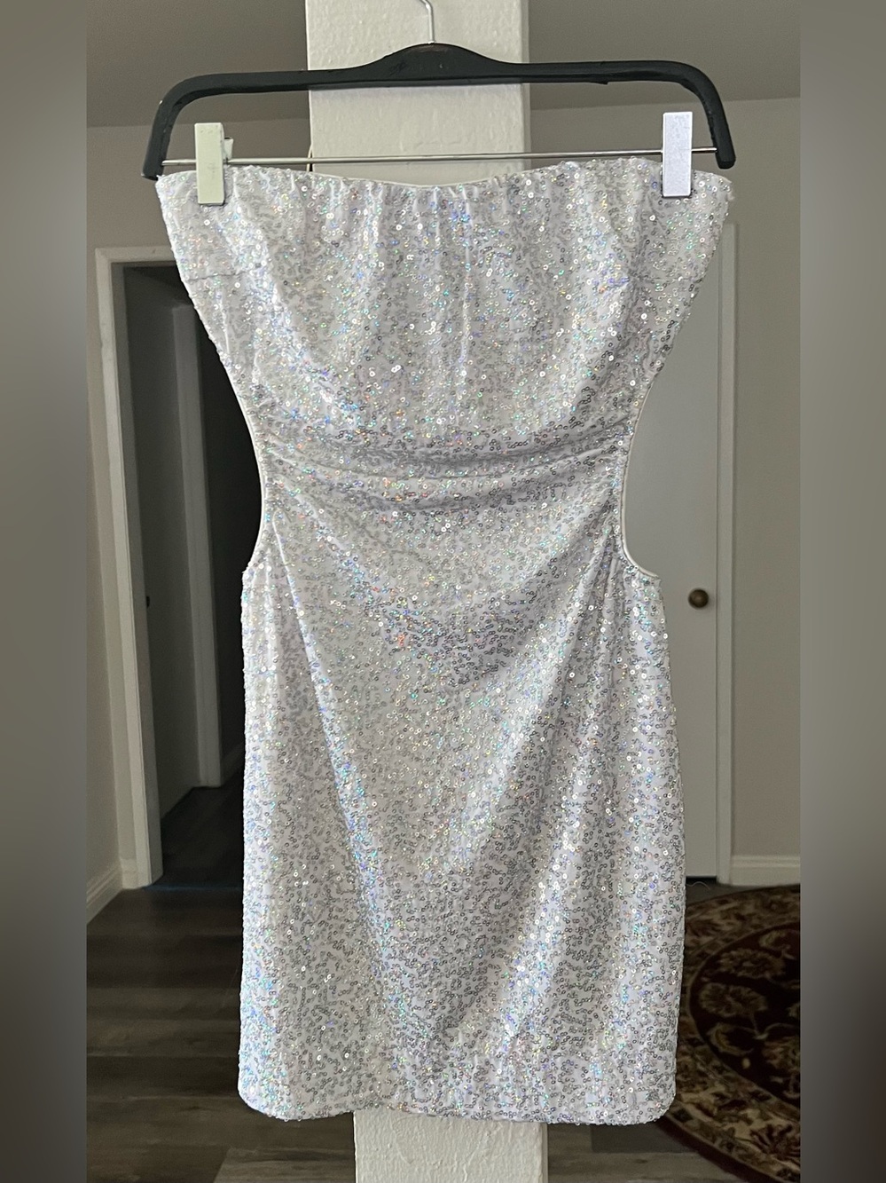 Strapless Sequin Cocktail Dress in Iridescent White